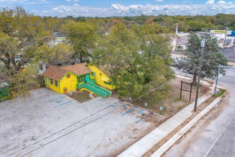 1301 N Main Street Weatherford TX 76086