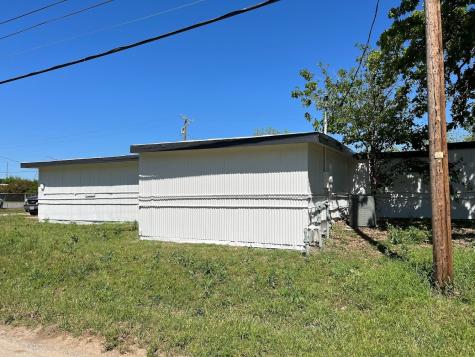 1500 S Oak Avenue Mineral Wells TX 76067
