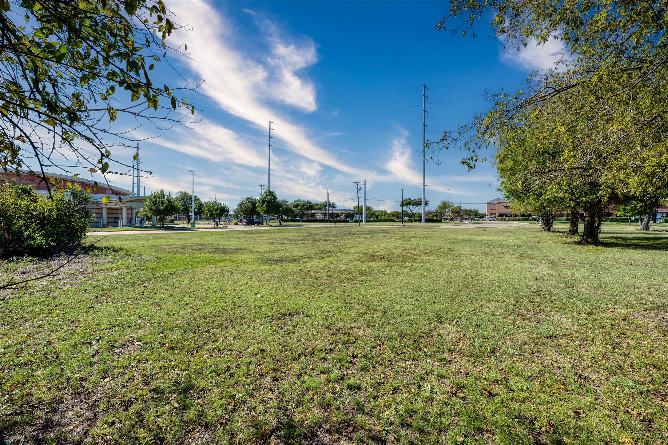 2640 N Shiloh Road Garland TX 75044