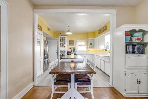 9809 N Highway 171 Godley TX 76044