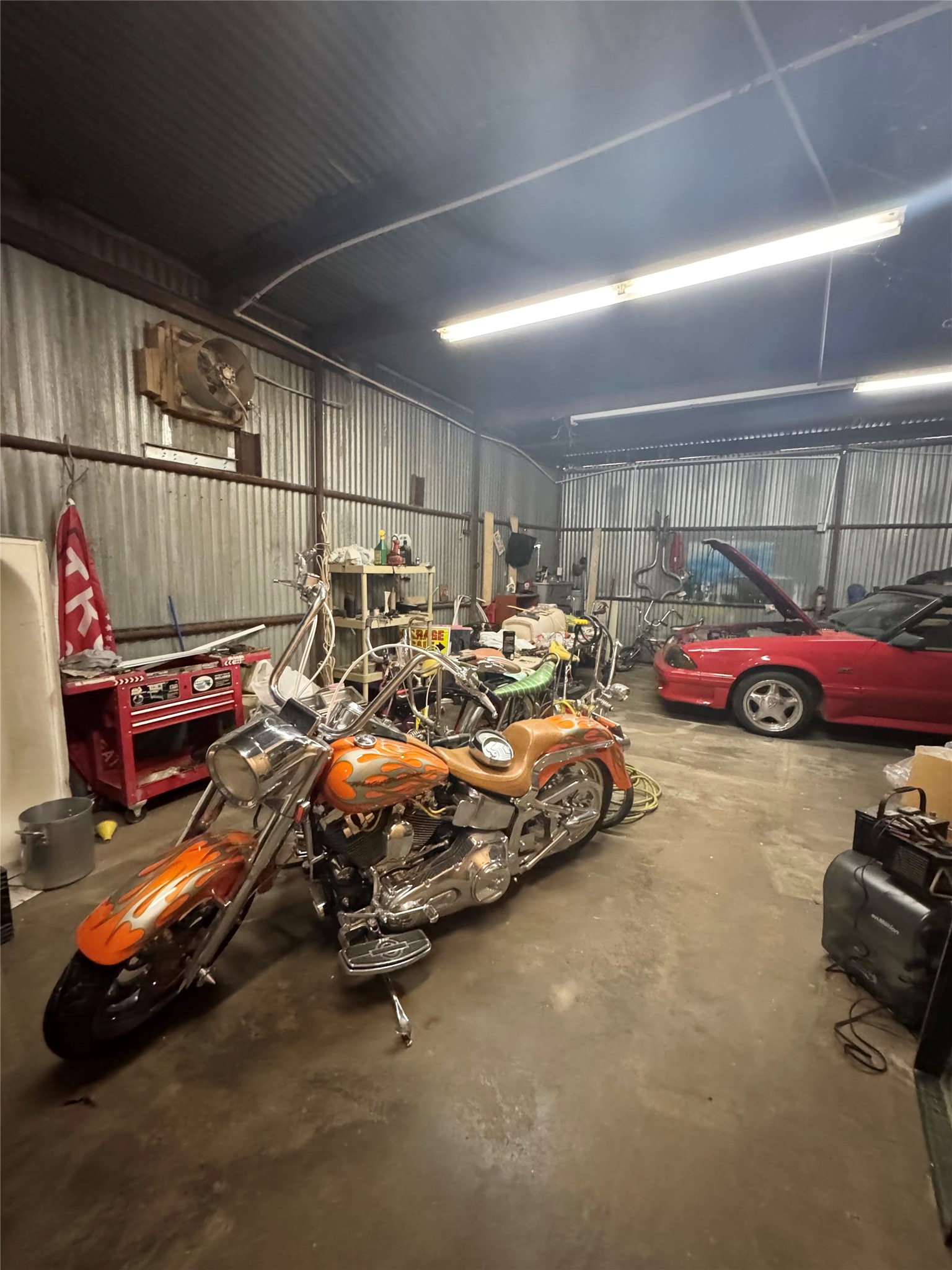 1208 E Henderson Street Cleburne TX 76031