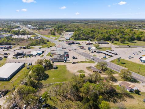 101 N Seven Points Boulevard Seven Points TX 75143