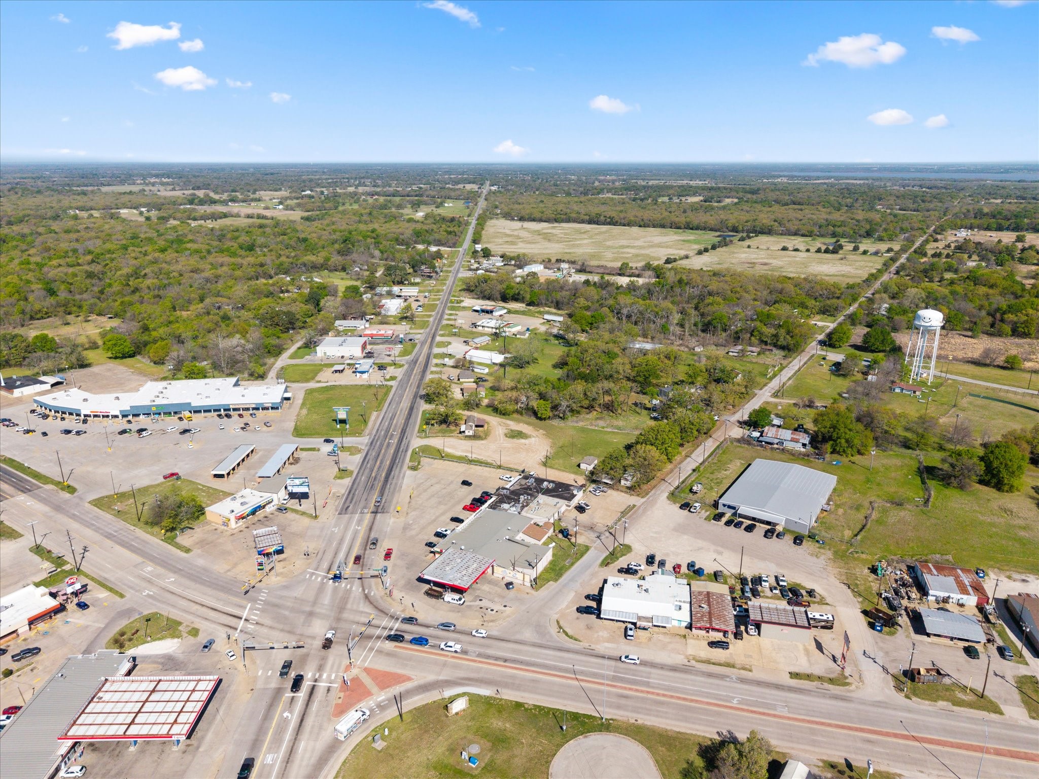 101 N Seven Points Boulevard Seven Points TX 75143