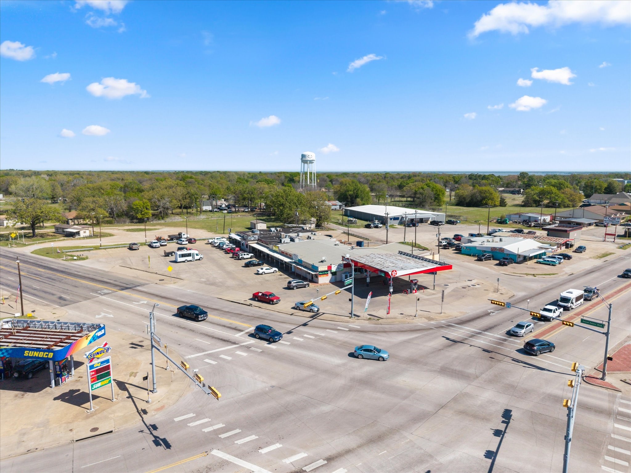 101 N Seven Points Boulevard Seven Points TX 75143