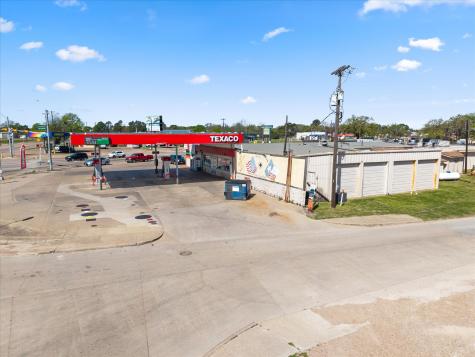 101 N Seven Points Boulevard Seven Points TX 75143