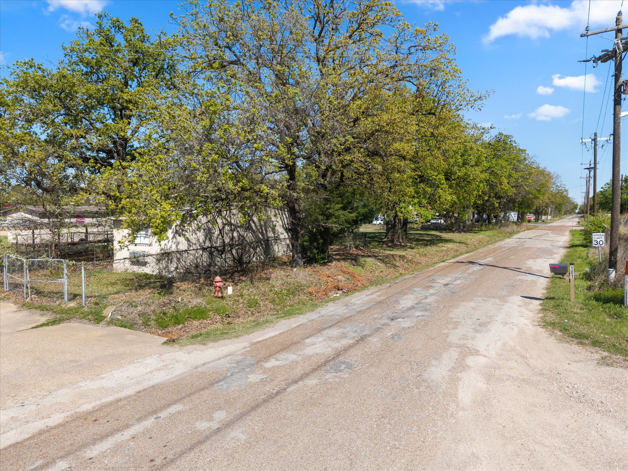 101 N Seven Points Boulevard Seven Points TX 75143