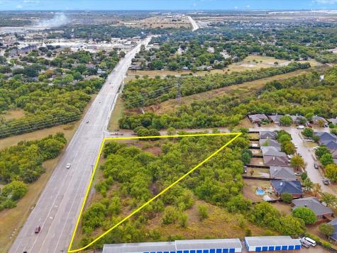 713 S Crowley Road Crowley TX 76036