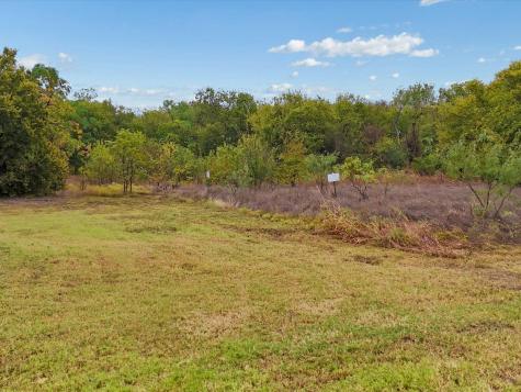 713 S Crowley Road Crowley TX 76036