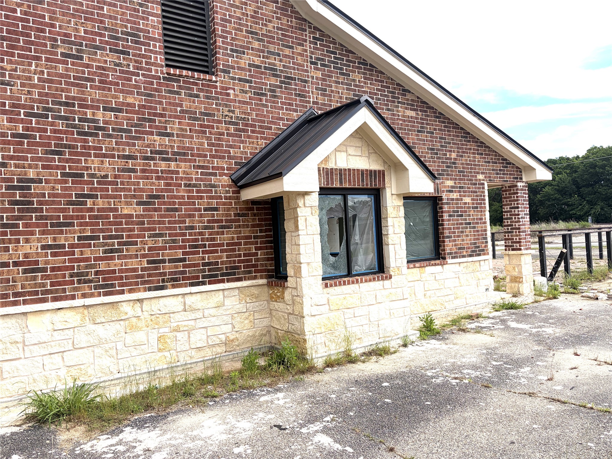 900 N Broughton Street Sherman TX 75090