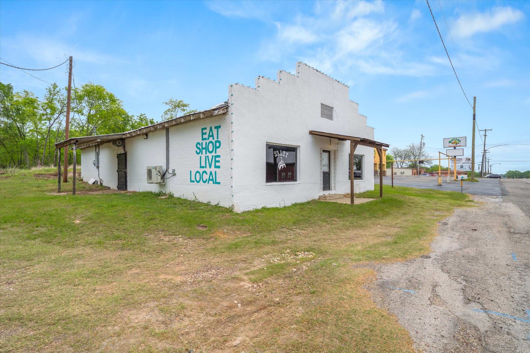 320 W Garland Street Grand Saline TX 75140