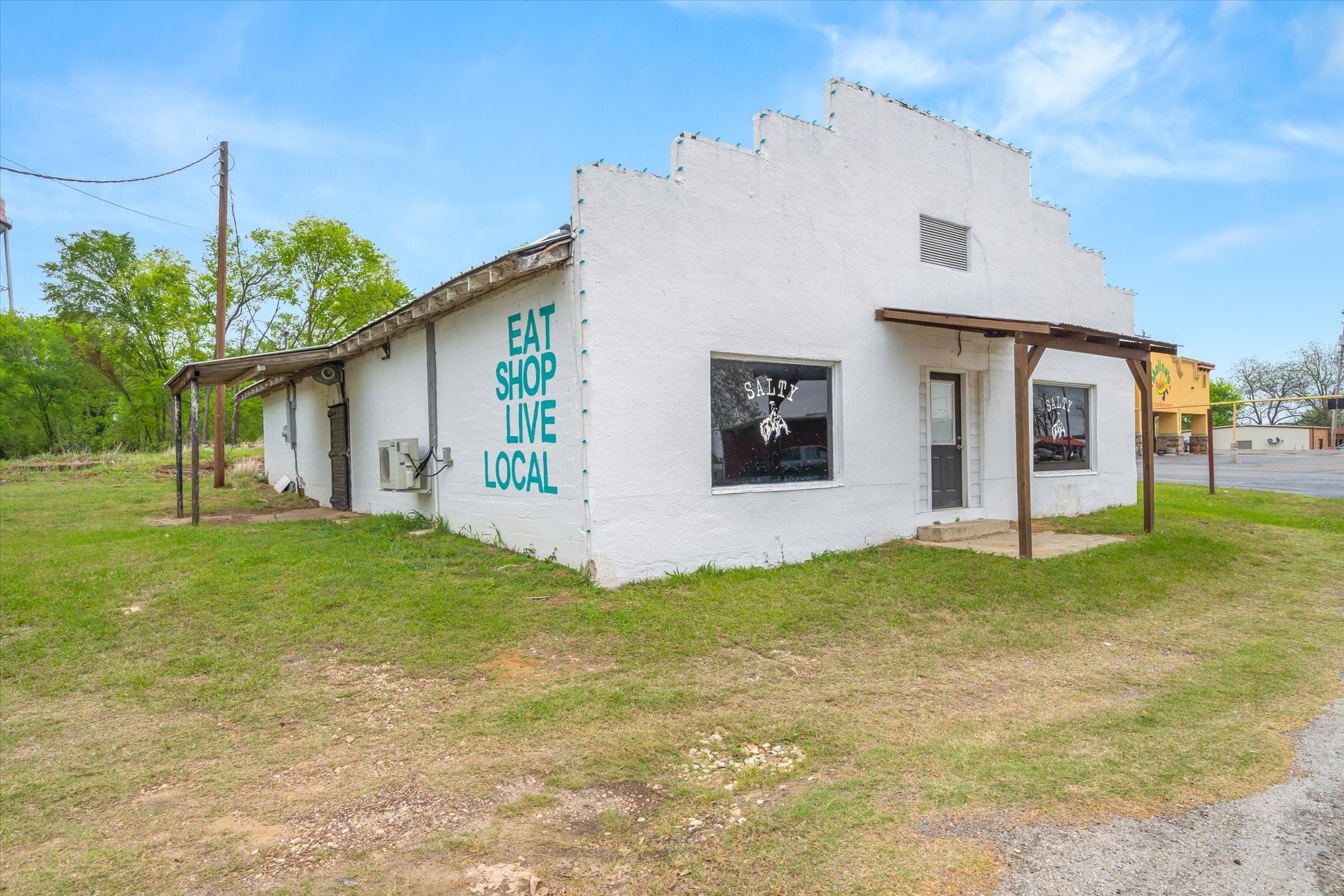 320 W Garland Street Grand Saline TX 75140
