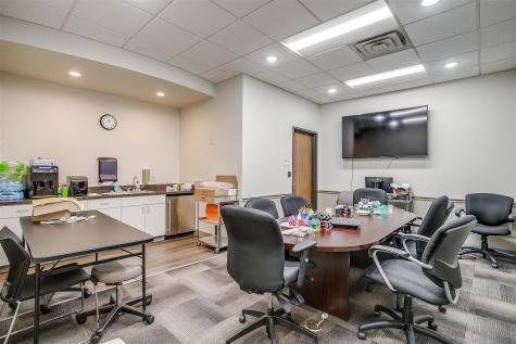 434 Wilshire Boulevard Burleson TX 76028