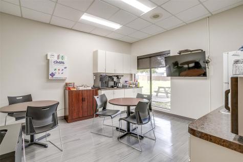 434 Wilshire Boulevard Burleson TX 76028