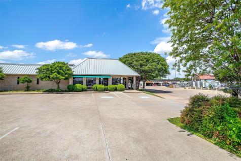 434 Wilshire Boulevard Burleson TX 76028