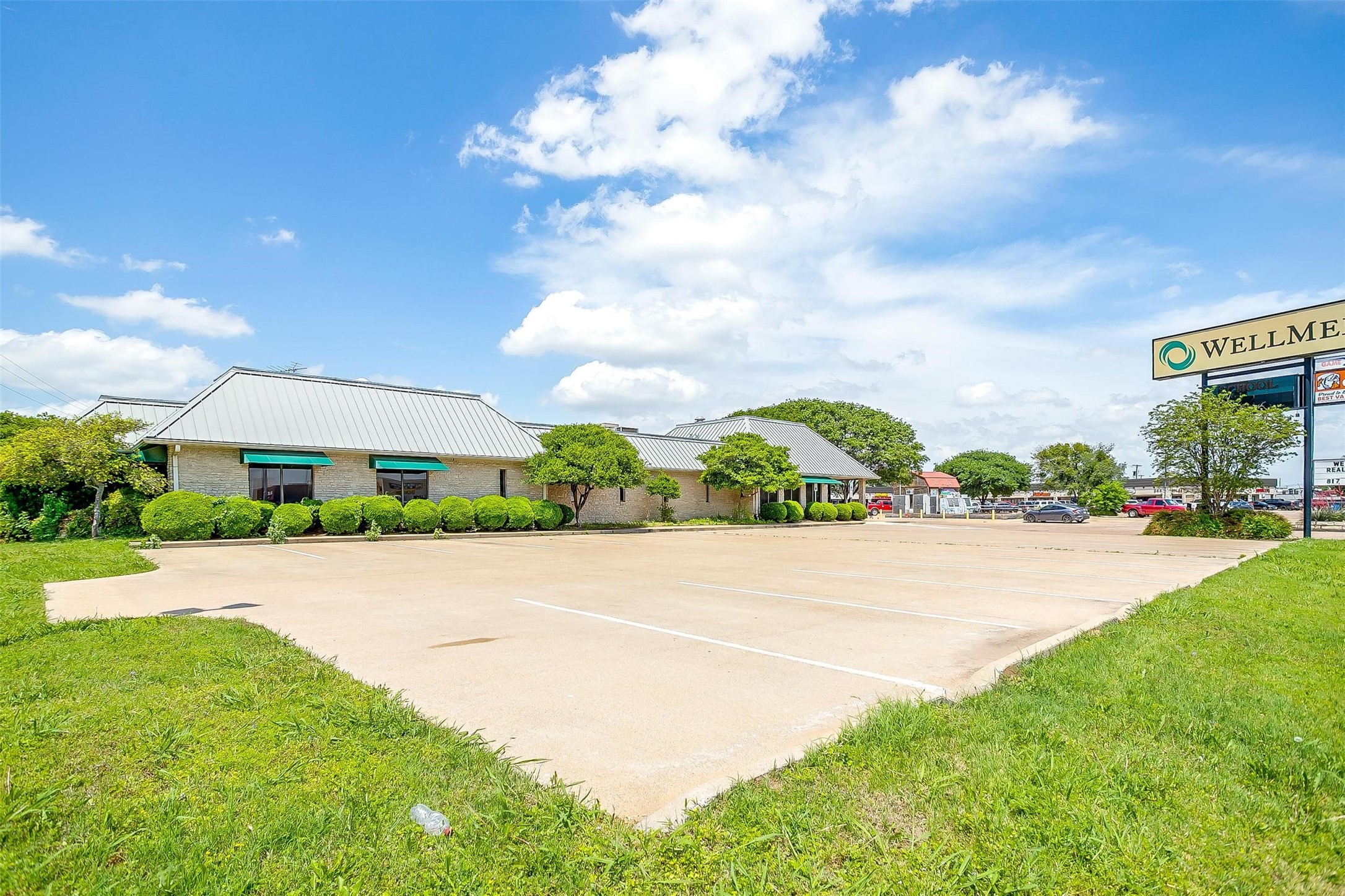 434 Wilshire Boulevard Burleson TX 76028