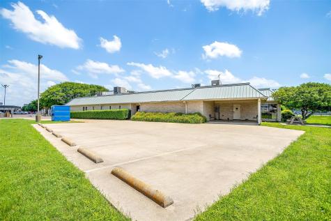 434 Wilshire Boulevard Burleson TX 76028