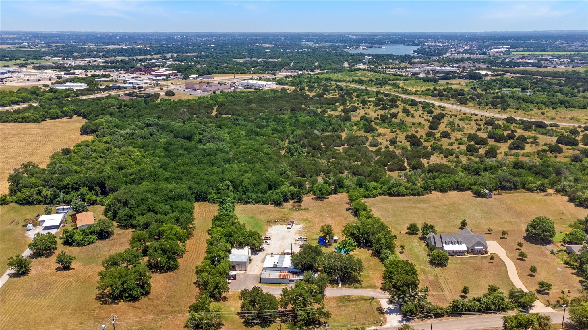 725 Holmes Drive Granbury TX 76048