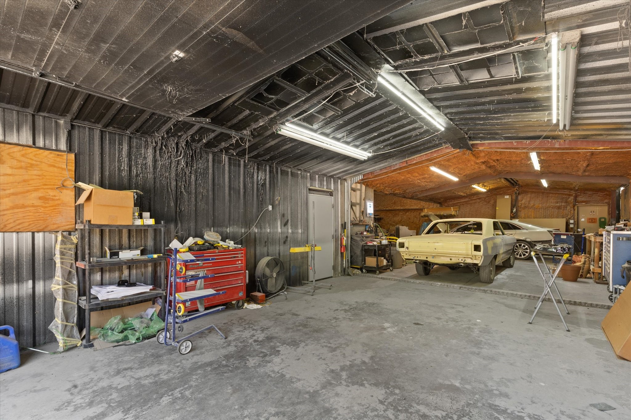 725 Holmes Drive Granbury TX 76048