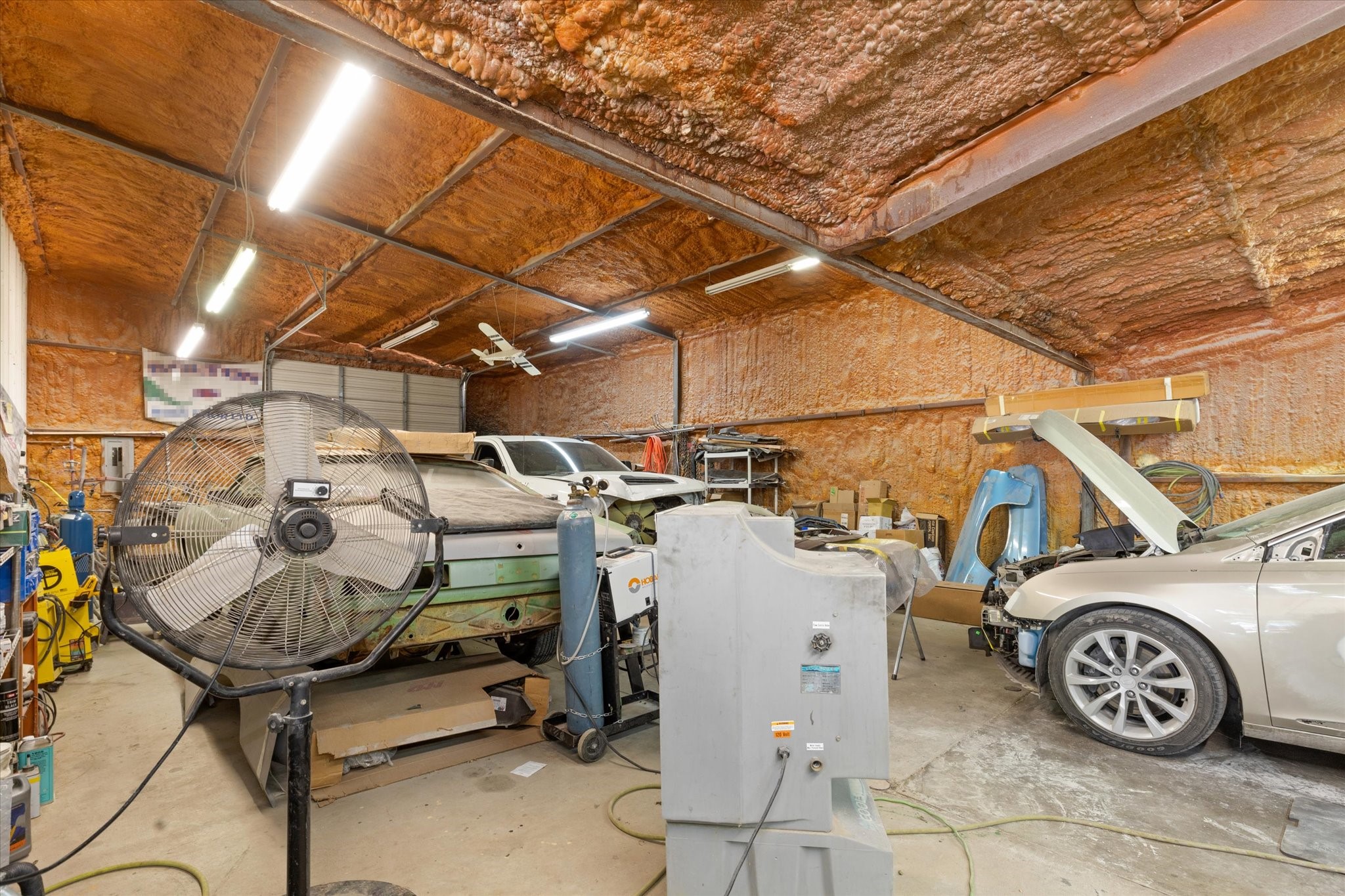 725 Holmes Drive Granbury TX 76048