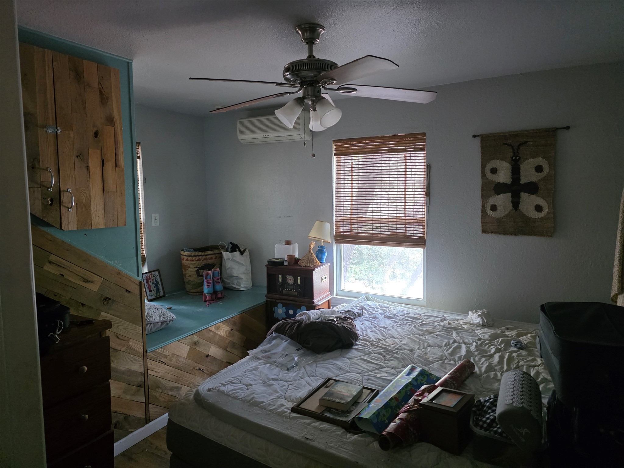 216 W Main Street Azle TX 76020