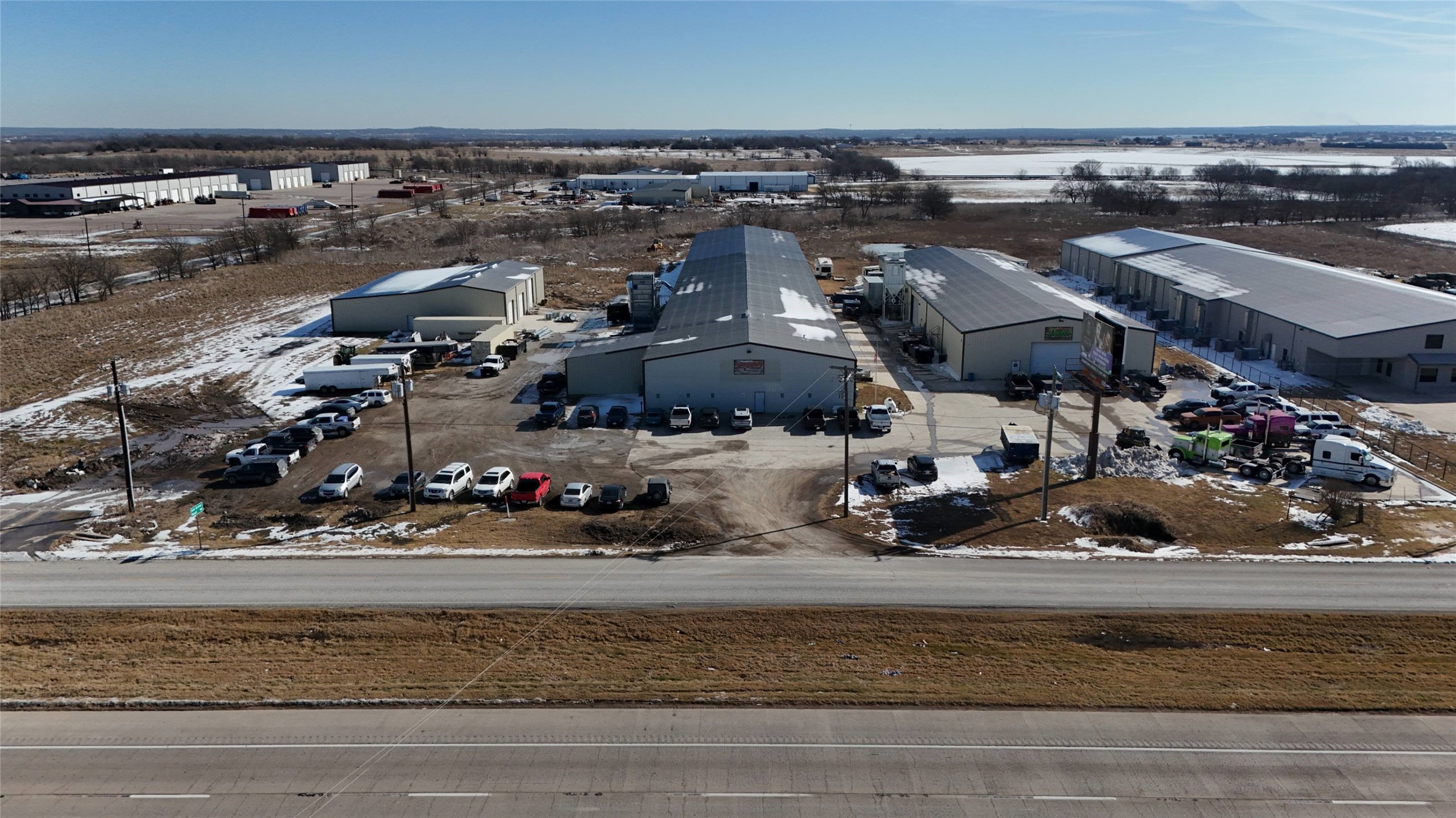 12699 I-35 Valley View TX 76272