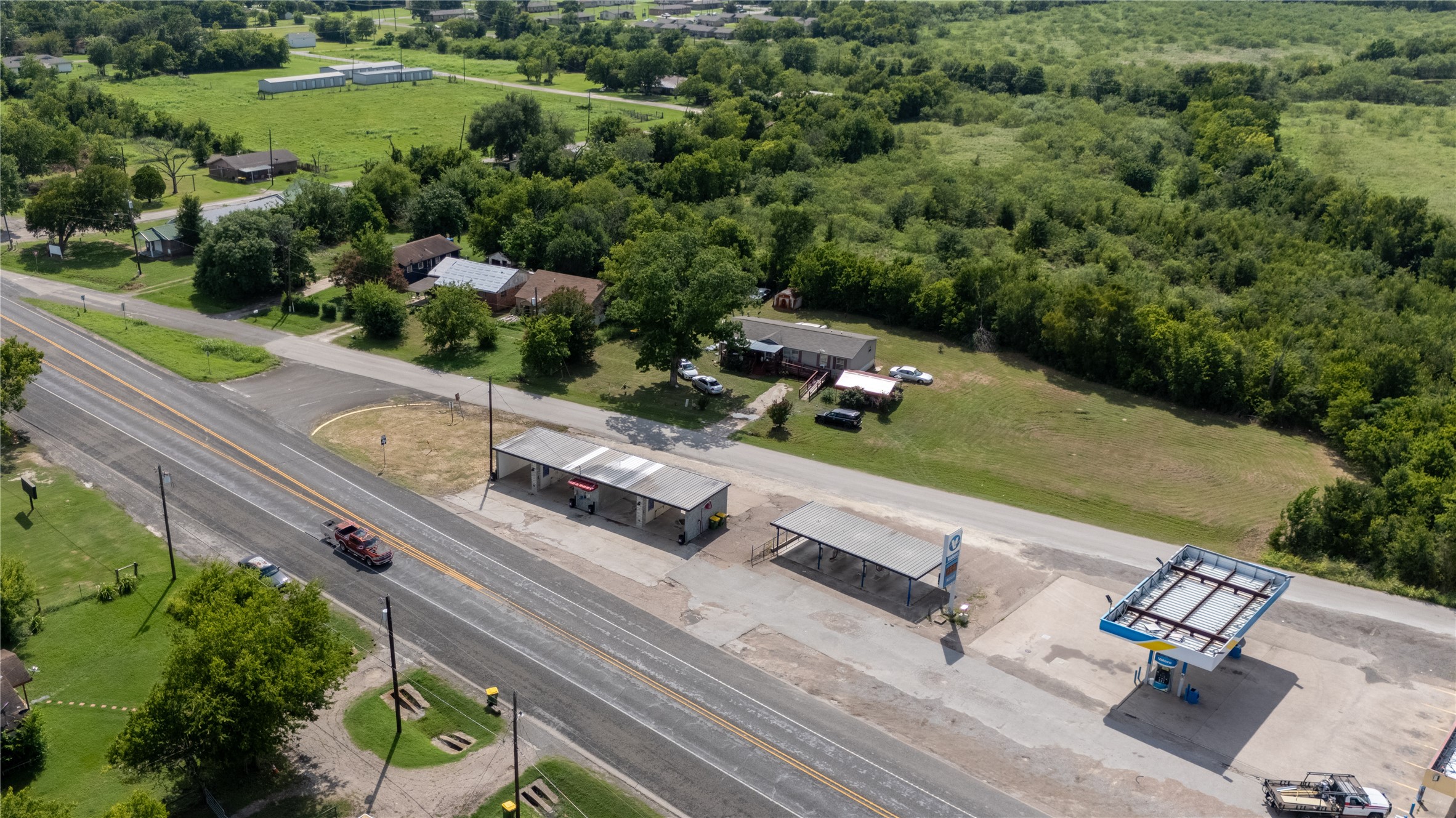 617 N Ellis Groesbeck TX 76642