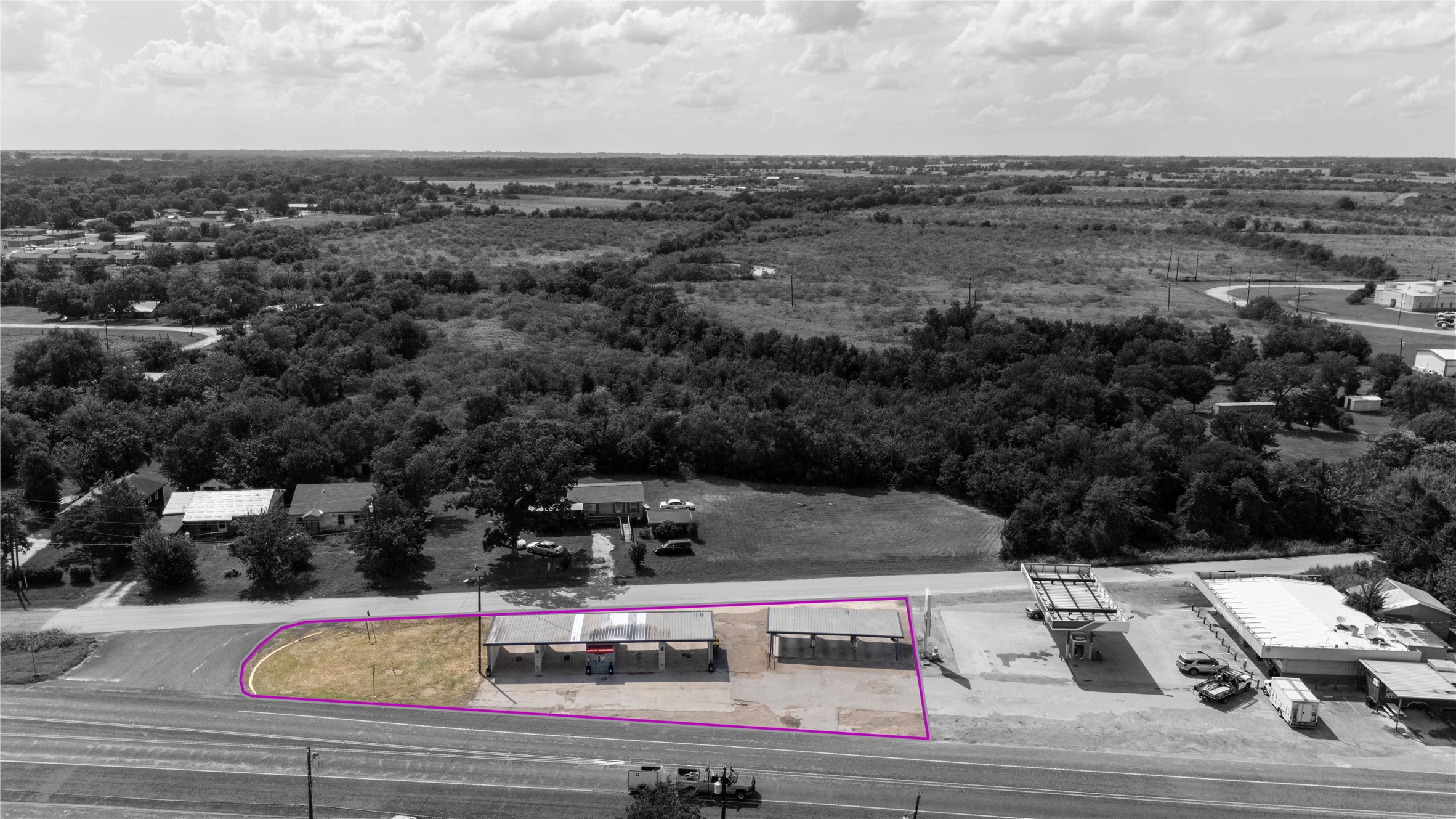 617 N Ellis Groesbeck TX 76642