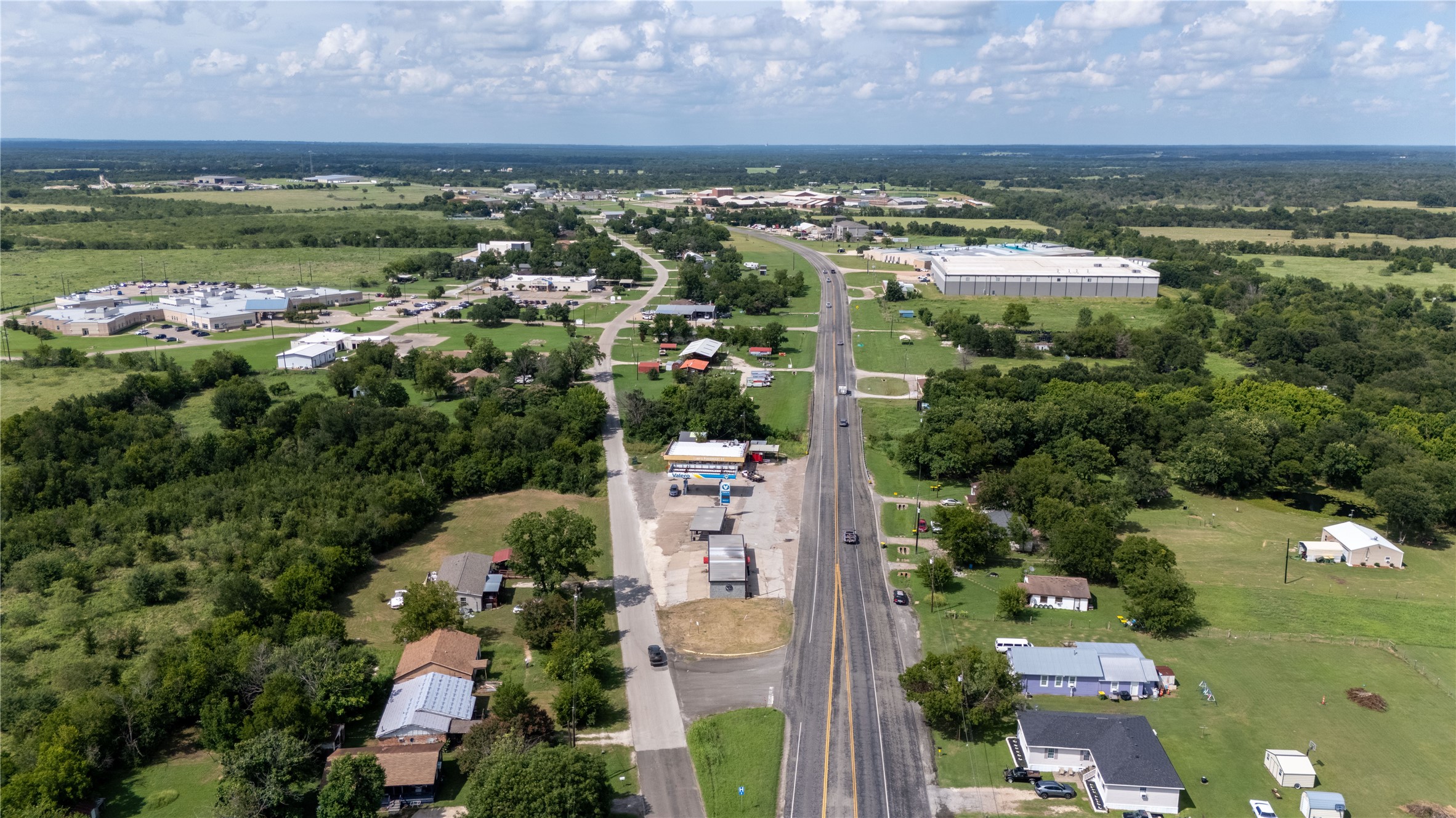 617 N Ellis Groesbeck TX 76642