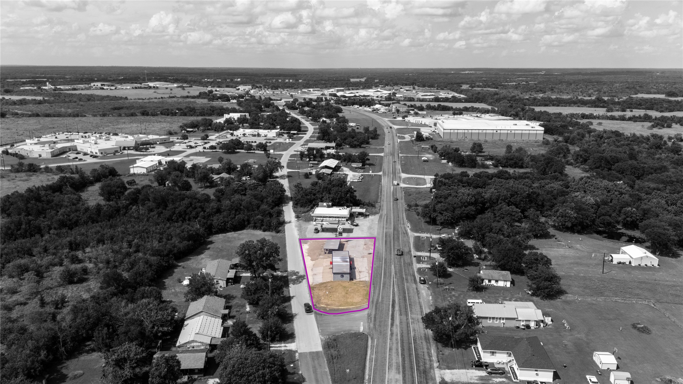 617 N Ellis Groesbeck TX 76642