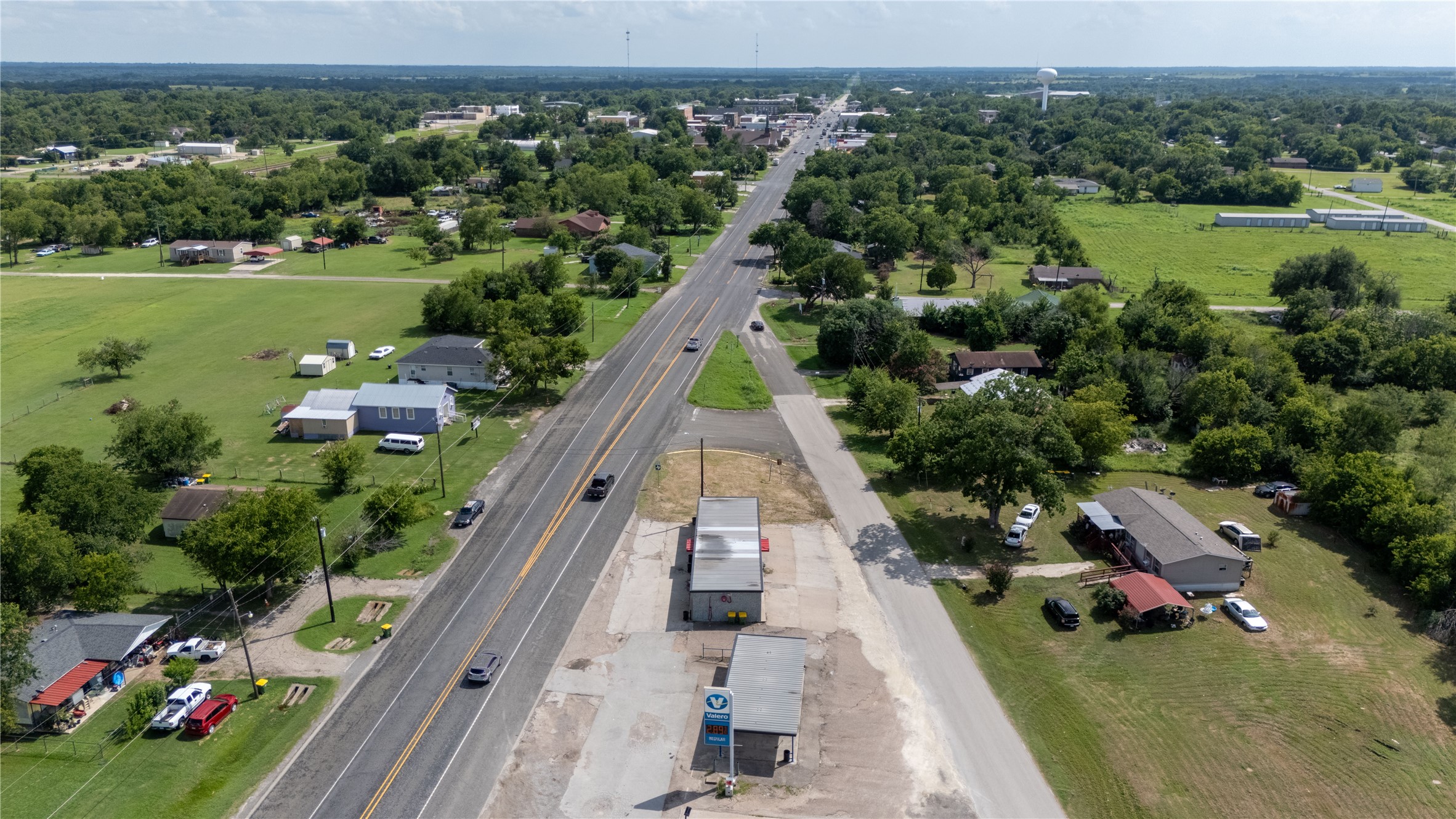 617 N Ellis Groesbeck TX 76642