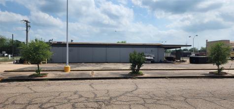 104 N Paris Street Mexia TX 76667