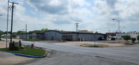 104 N Paris Street Mexia TX 76667