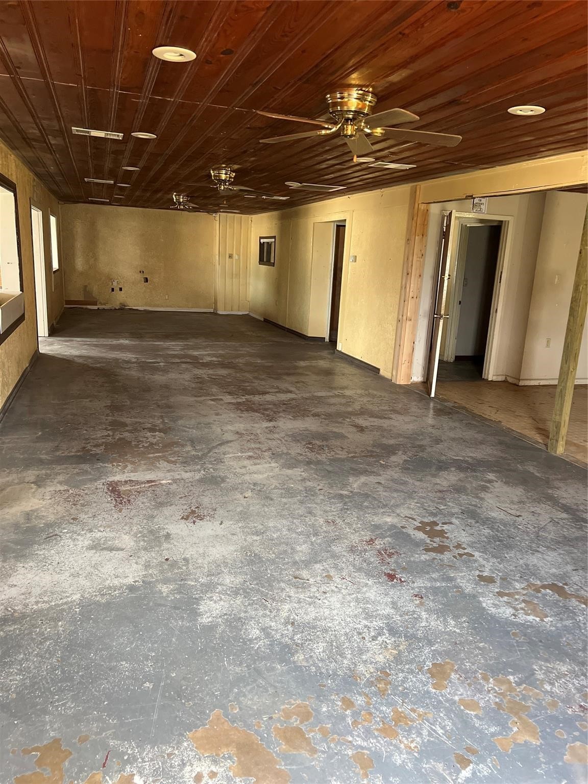 937 S State Highway 19 Emory TX 75440