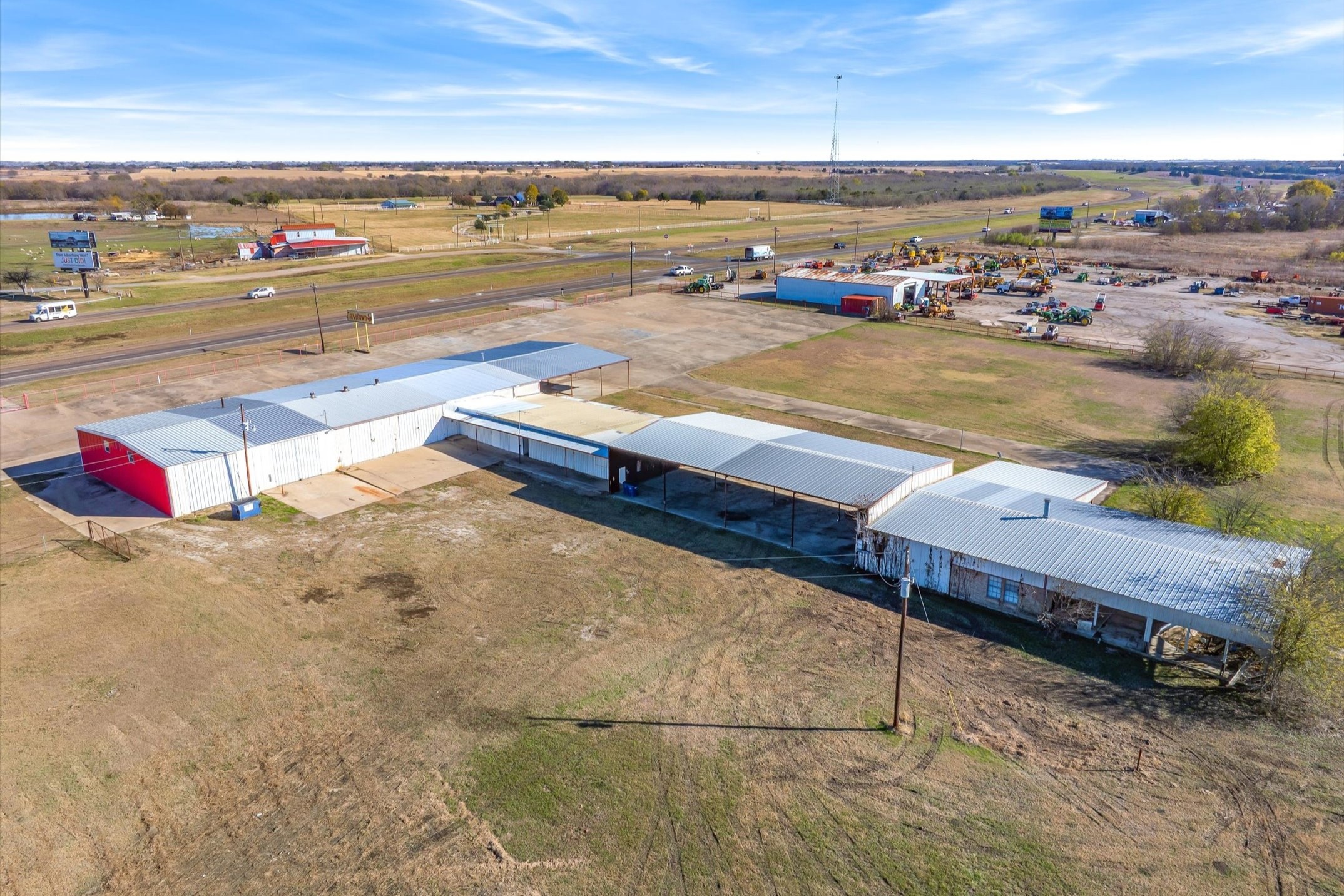 9474 Us-175 Kemp TX 75143