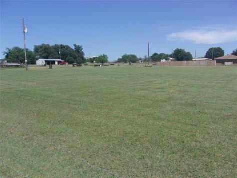 3032 State Highway 59 N Bowie TX 76230