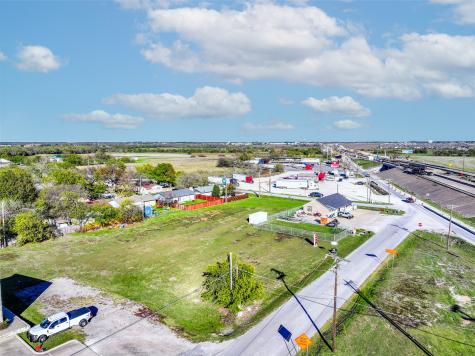 813 E Lamar Street Royse City TX 75189