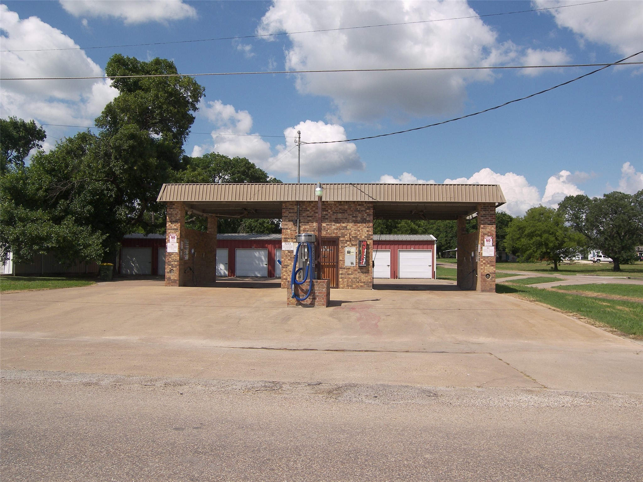 109 N 3rd Street Godley TX 76050