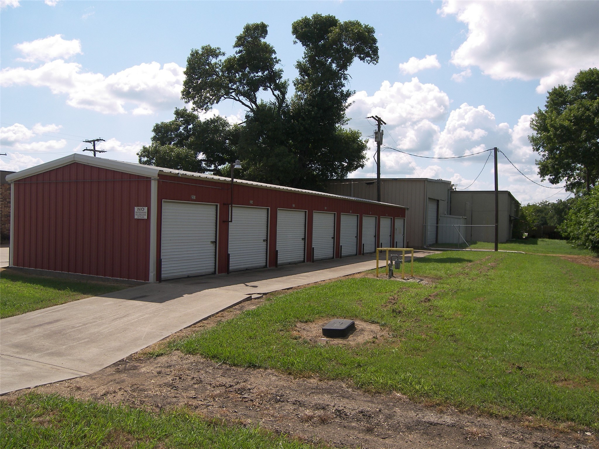 109 N 3rd Street Godley TX 76050