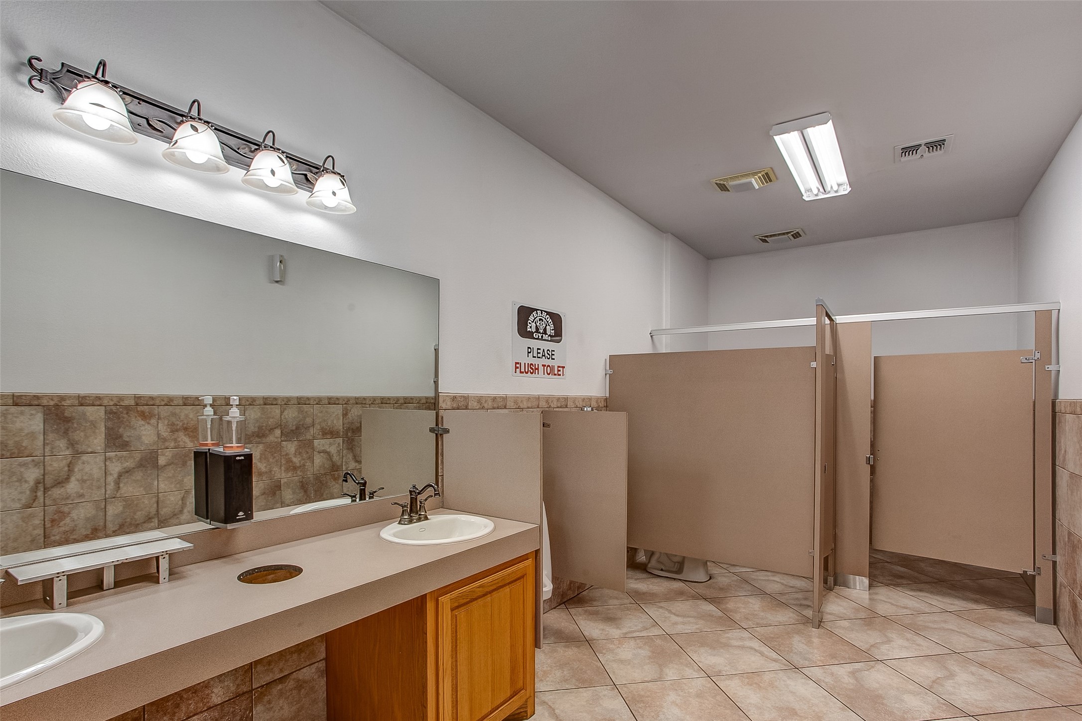 2420 Bob White Drive Granbury TX 76049