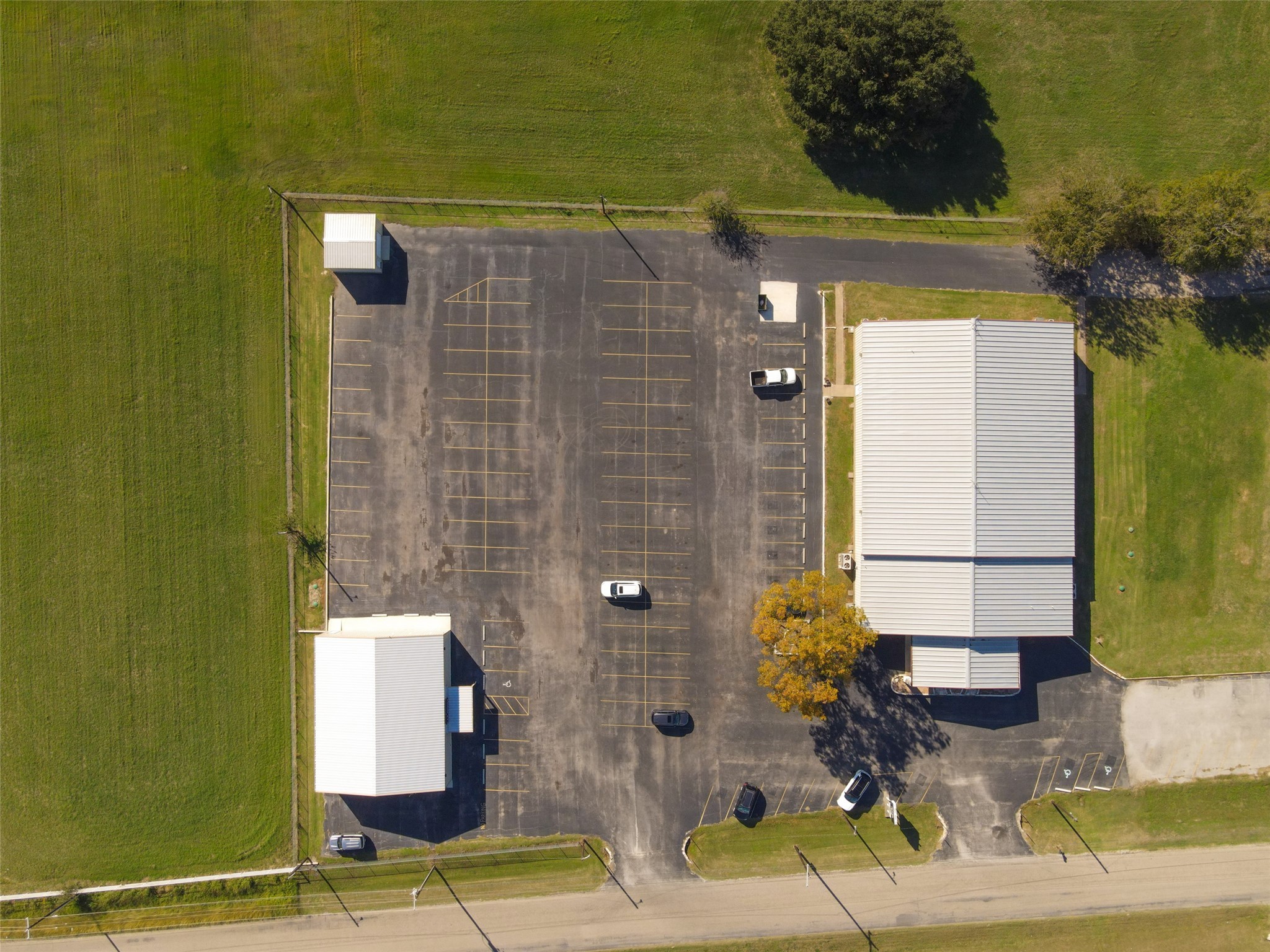 2420 Bob White Drive Granbury TX 76049