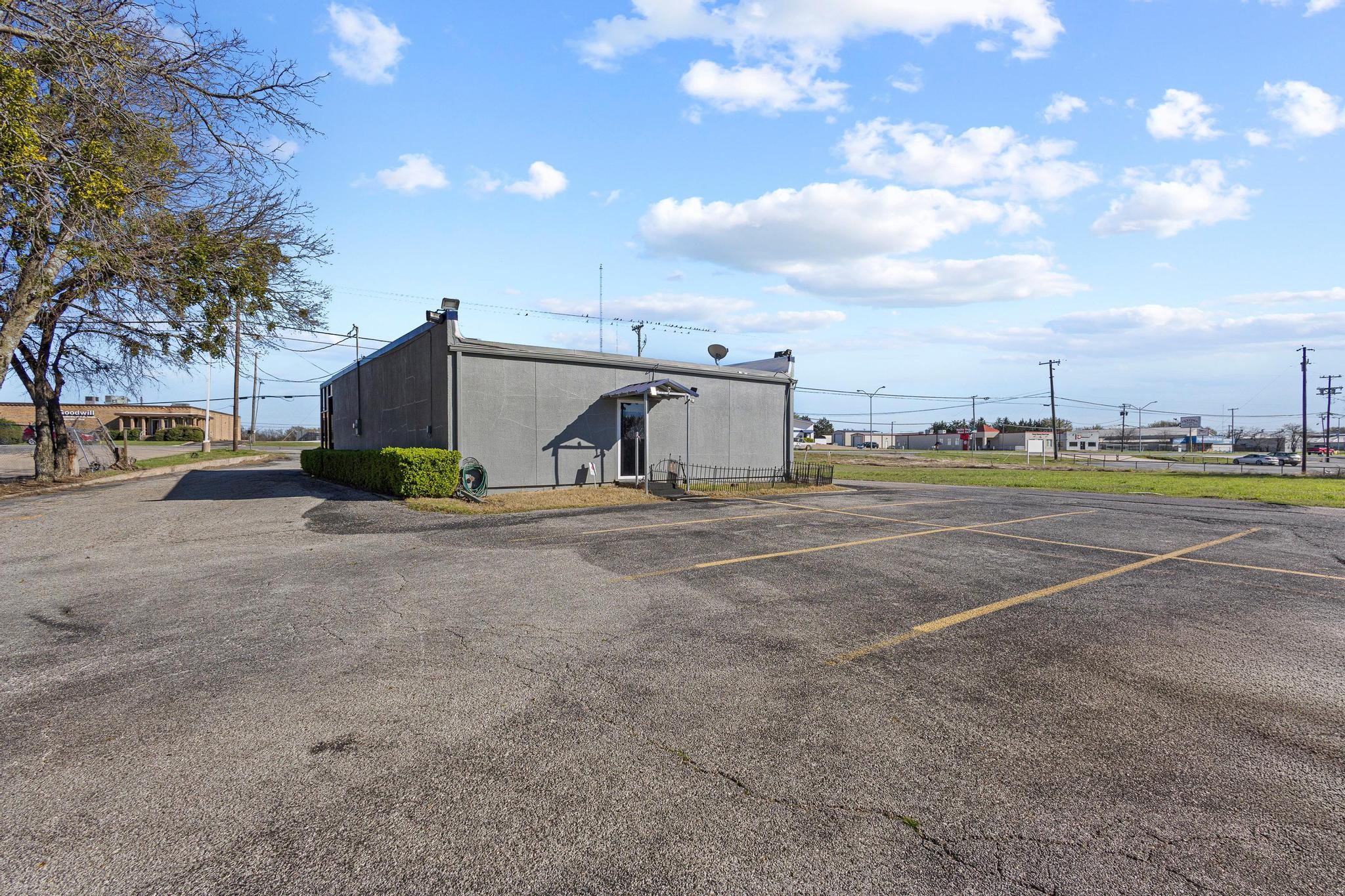 4020 Texoma Parkway Sherman TX 75090
