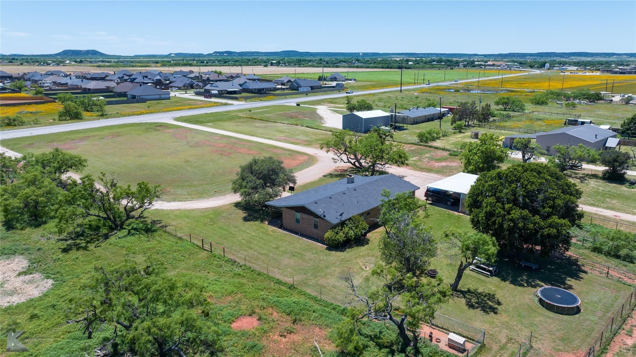 4142 Tx Highway 83 Tuscola TX 79562
