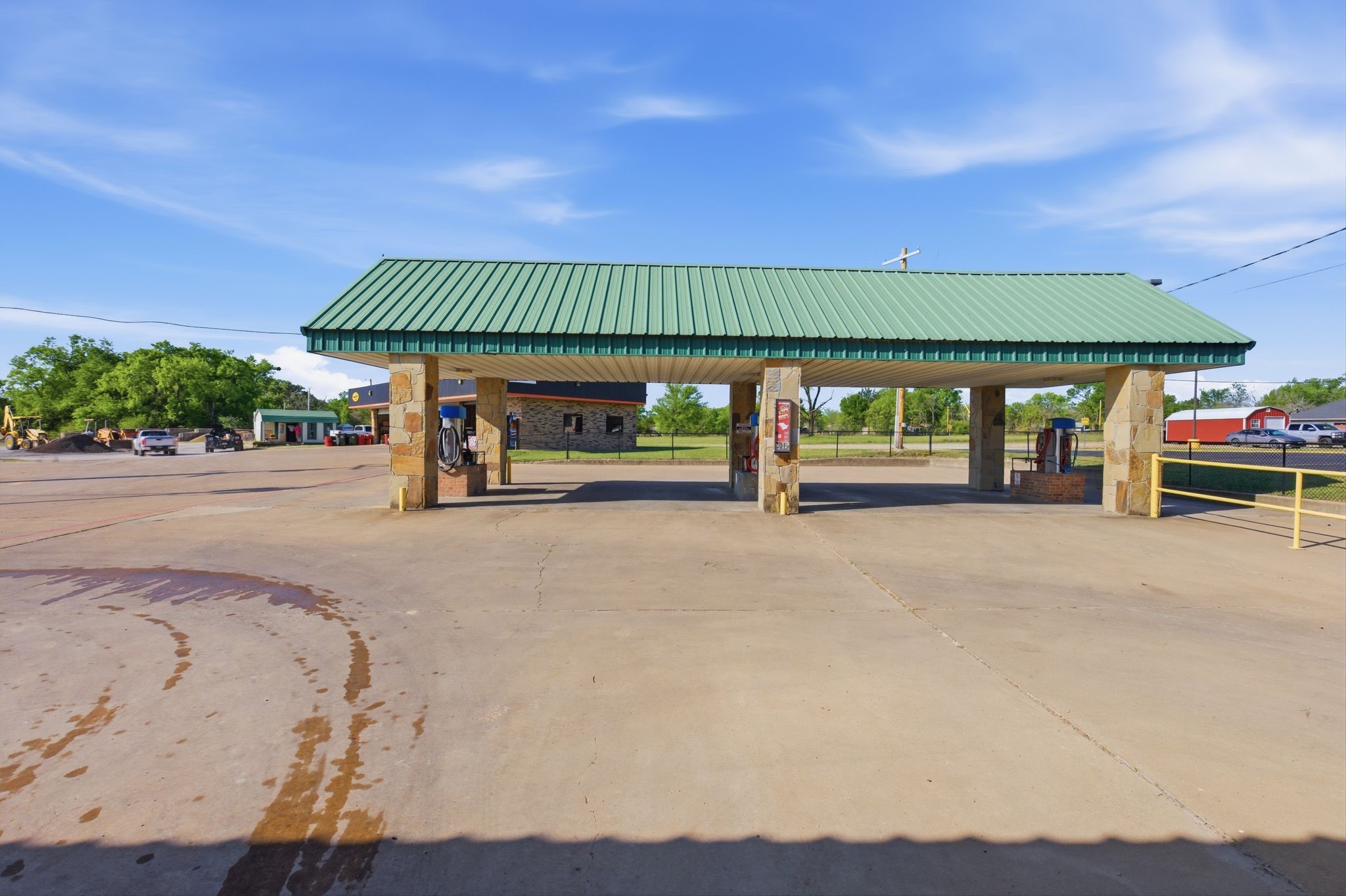315 W Lennon Emory TX 75440