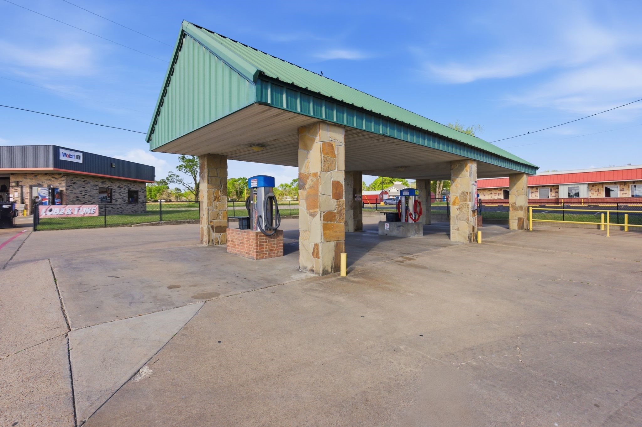 315 W Lennon Emory TX 75440