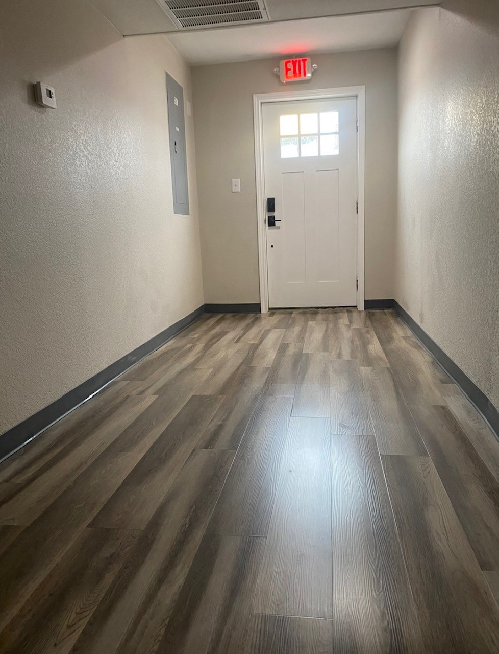 3325 Ih 30 Mesquite TX 75150