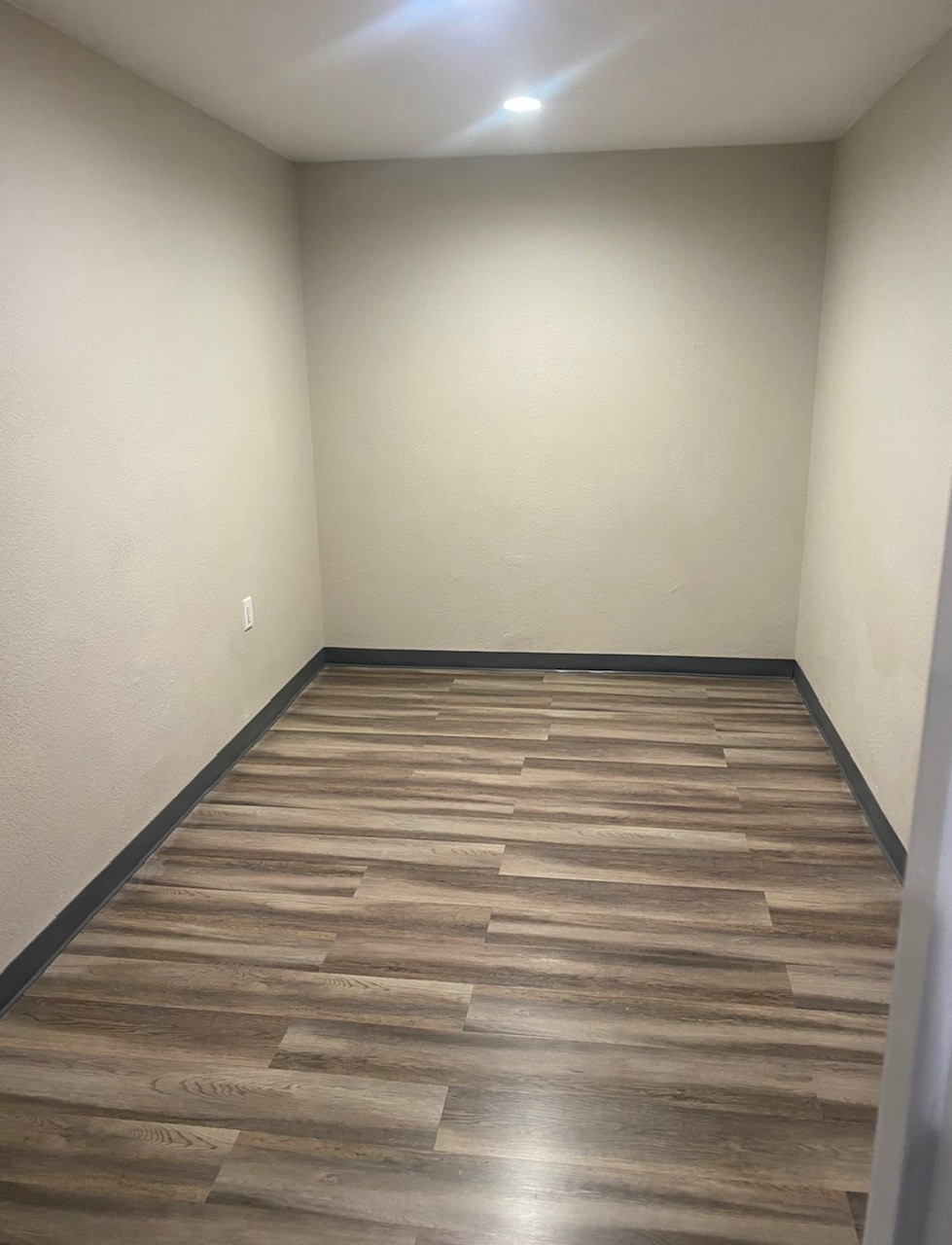 3325 Ih 30 Mesquite TX 75150