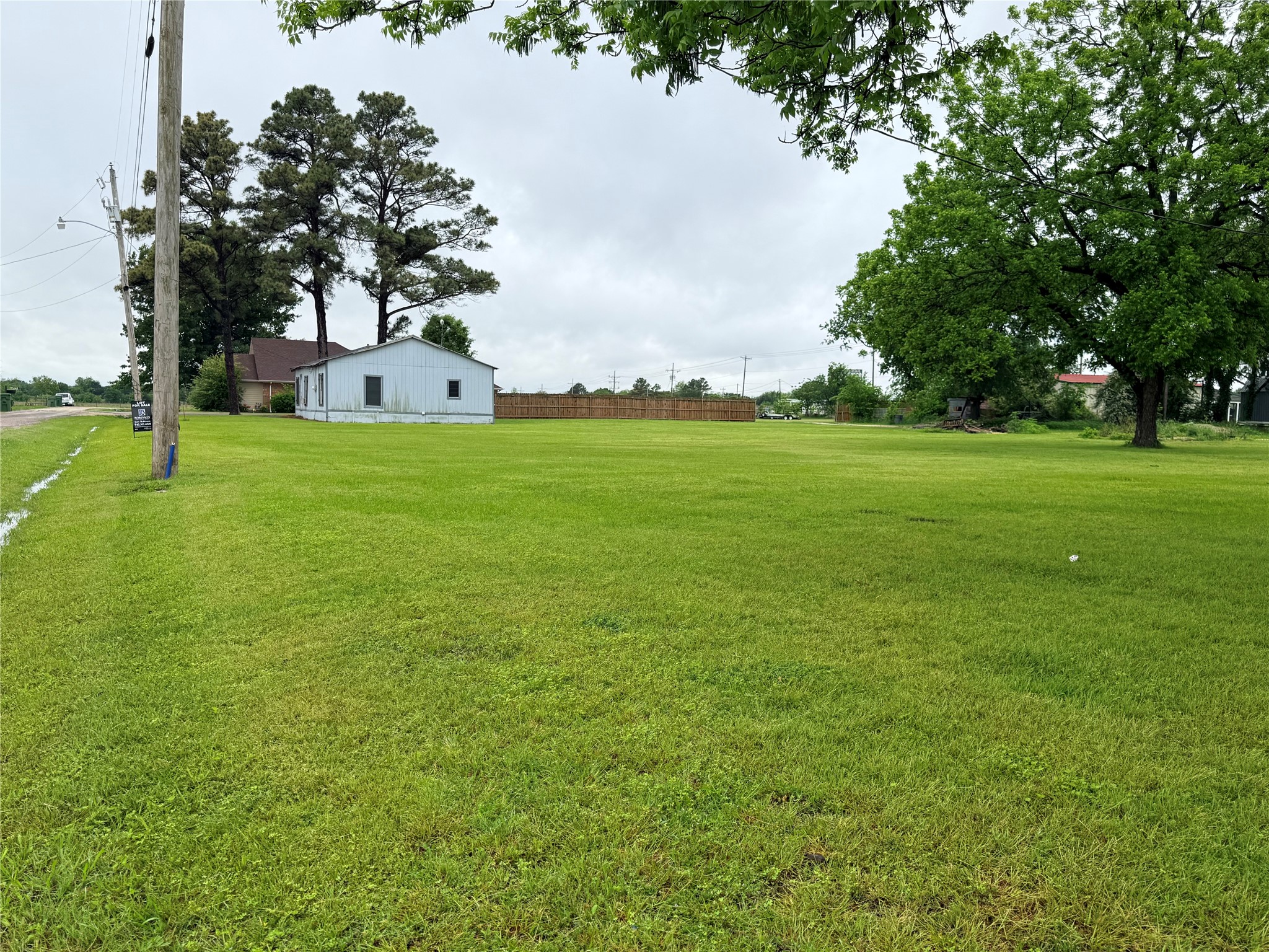 208 S Porch Street Tioga TX 76271