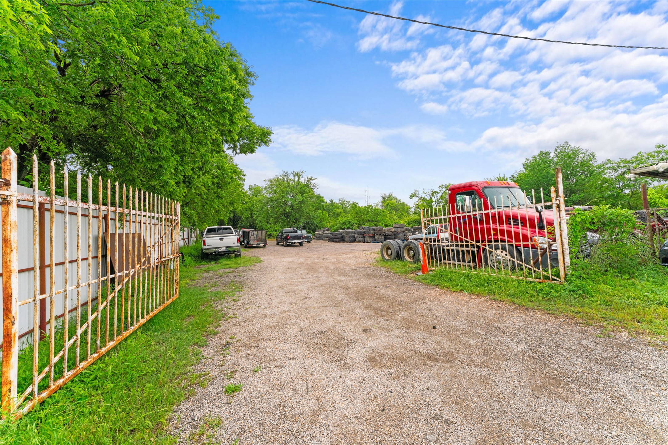 316 Howard Road Waxahachie TX 75165