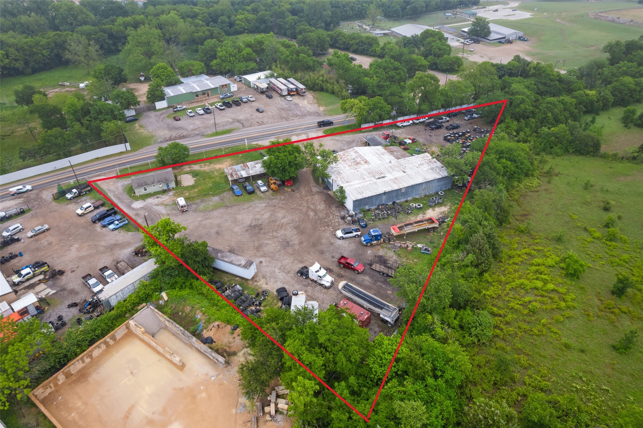 316 Howard Road Waxahachie TX 75165