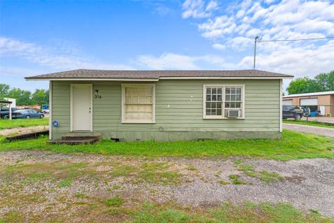 316 Howard Road Waxahachie TX 75165